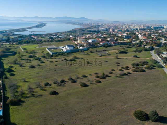 Terreno in vendita di 1246 m² in Via Sant&apos Anastasia