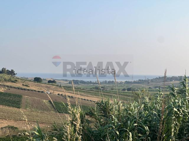 Terreno in vendita di 12480 m² in Strada Provinciale 79