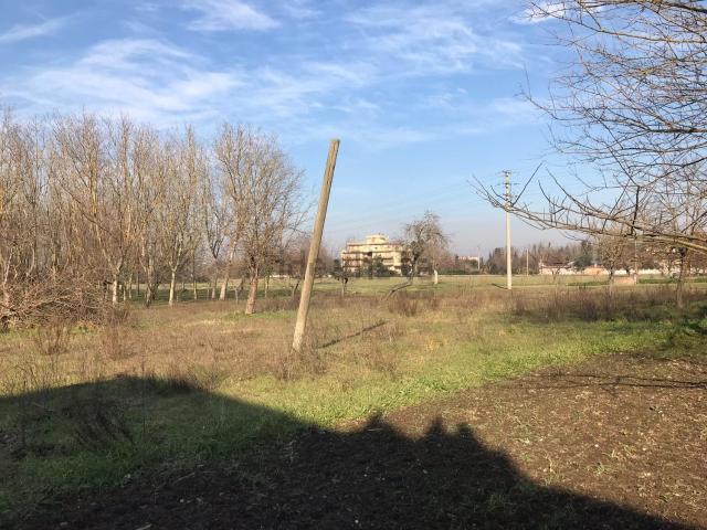 Terreno in vendita di 12700 m²