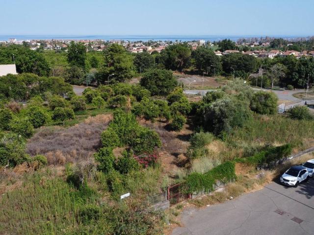 Terreno in vendita di 12000 m² in Via Rosario Livatino, 45