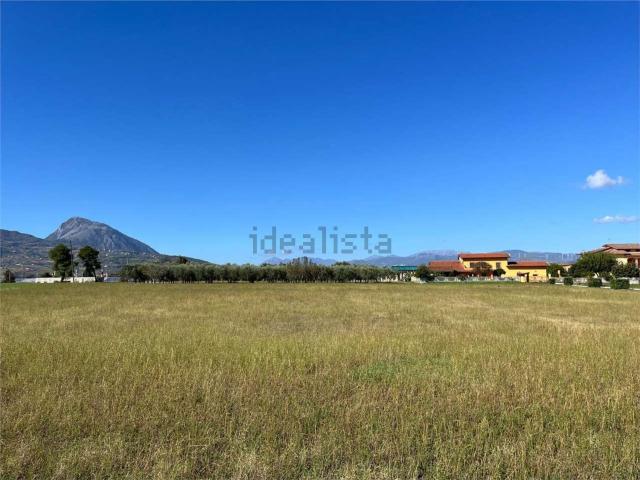 Terreno in vendita di 12000 m² in Contrada Roseto