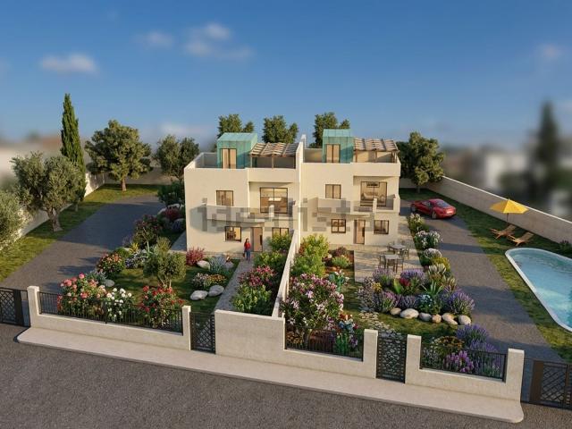 Terreno in vendita di 1200 m² in Via Osento