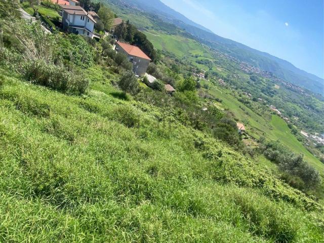 Terreno in vendita di 1200 m² in Via Serra Miceli