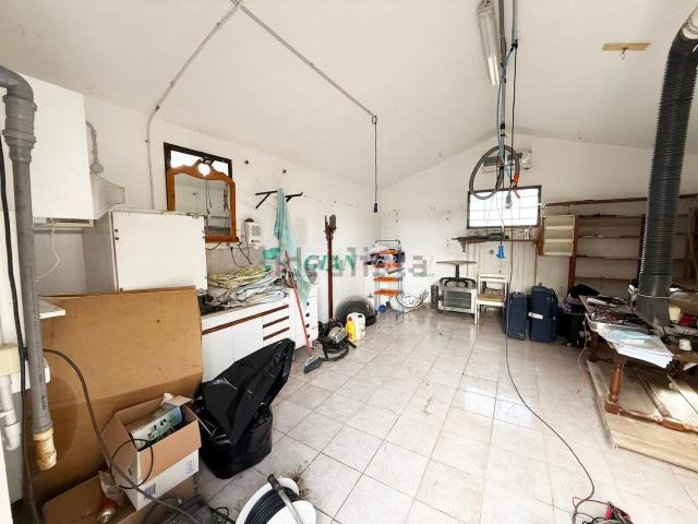 Terreno in vendita di 1200 m²
