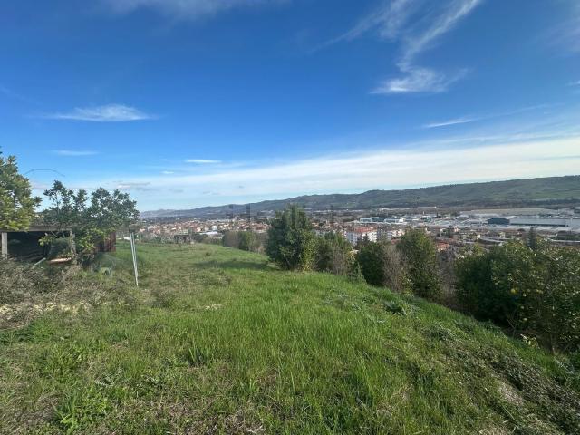 Terreno in vendita di 1200 m²