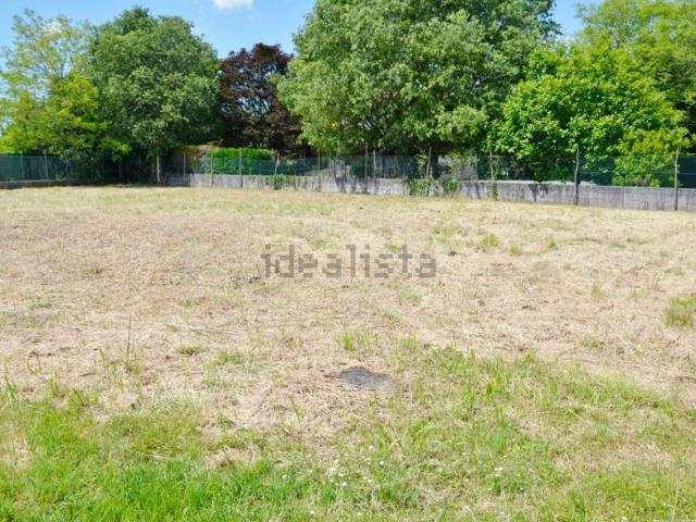 Terreno in vendita di 1200 m²