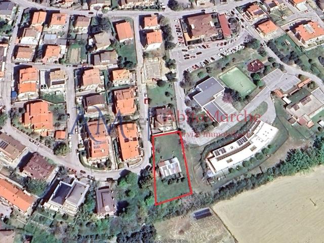Terreno in vendita di 1209 m² in Via Goito