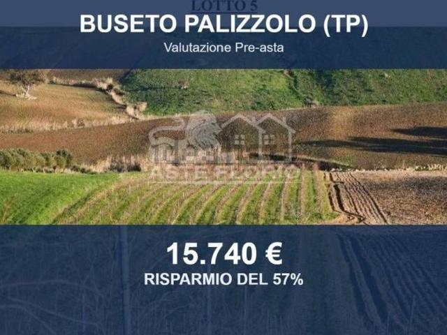 Terreno in vendita di 12100 m² in Via Gambino
