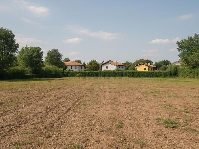 Terreno in vendita di 1220 m² in Via Padre Marco d&apos Aviano