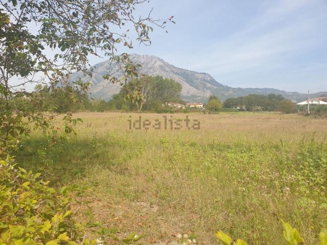 Terreno in vendita di 12353 m² in Via Mario Pagano