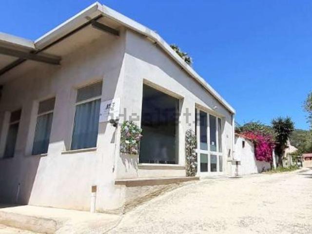 Terreno in vendita di 1238 m² in Via alessandro volta, 78