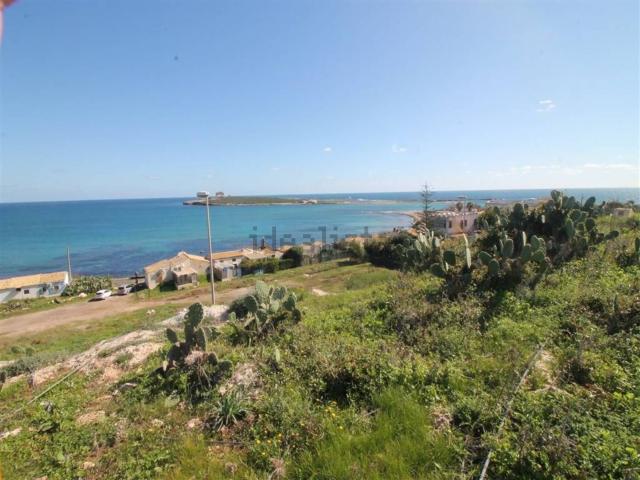 Terreno in vendita di 13400 m² in Contrada Reale