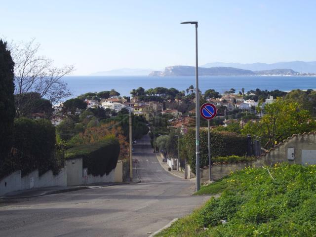 Terreno in vendita di 1340 m² in Via Melibodes