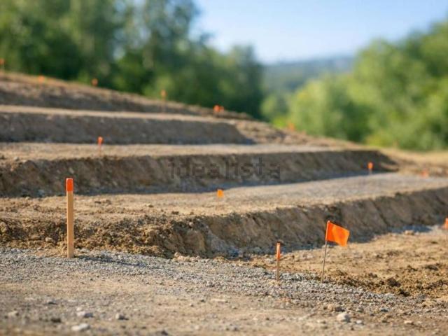 Terreno in vendita di 13513 m² in Via San Andrea