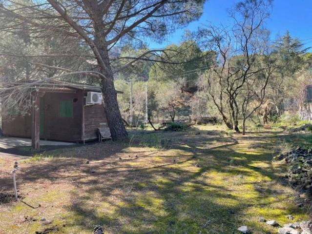 Terreno in vendita di 1357 m² in Via Vincenzo Torre, 2