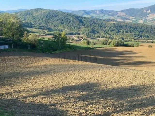 Terreno in vendita di 135530 m² in Via Roma