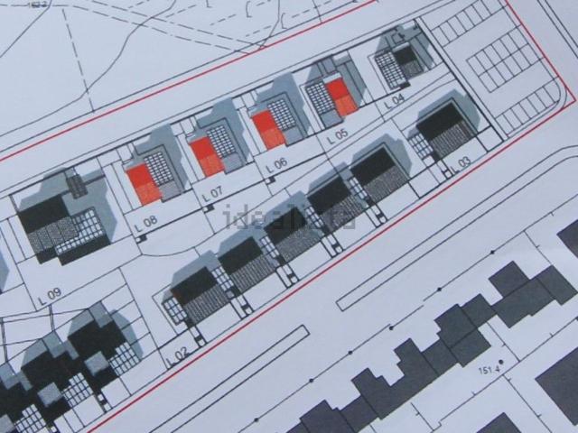 Terreno in vendita di 135 m² in Via Poggio Bracciolini