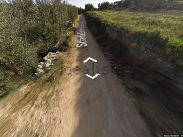 Terreno in vendita di 13726 m² in Strada Esterna Lamacupa