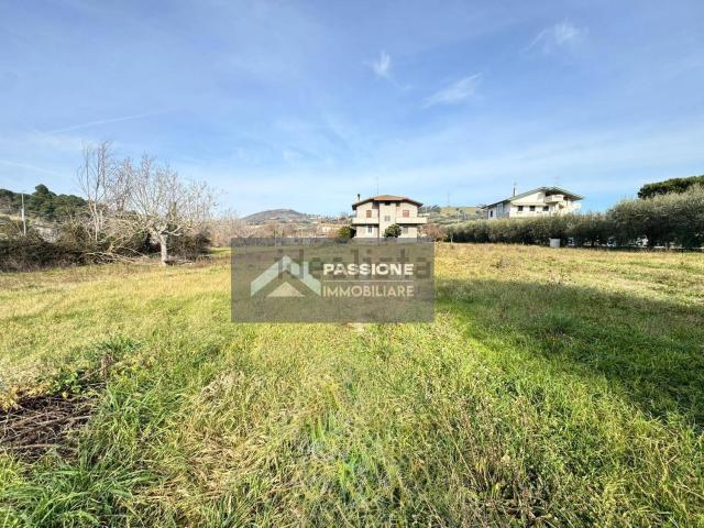 Terreno in vendita di 1383 m² in Strada Provinciale 8