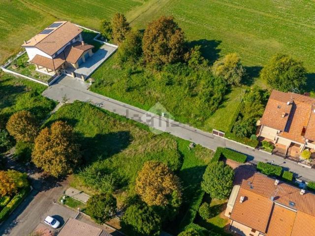 Terreno in vendita di 1384 m² in Via Antonello da Messina