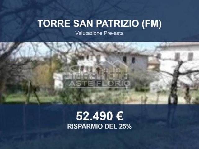 Terreno in vendita di 1395 m² in Via Alessandro Manzoni