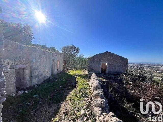 Terreno in vendita di 130000 m² in Via Gandhi