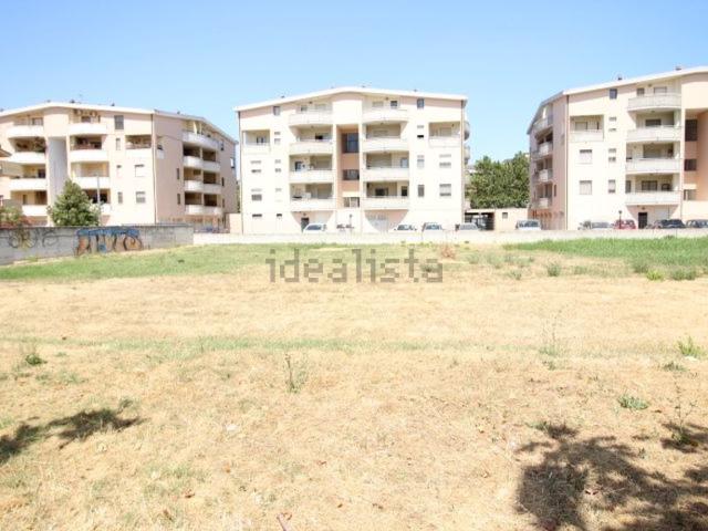 Terreno in vendita di 1300 m²