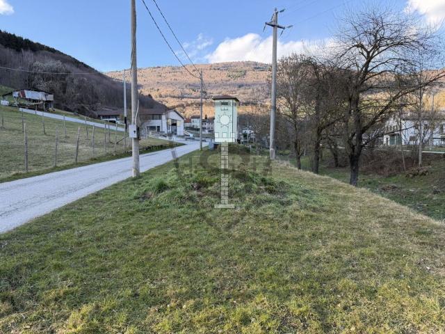 Terreno in vendita di 1440 m² in Via Piazzetta