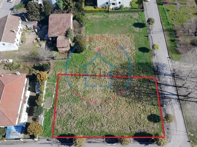 Terreno in vendita di 1451 m² in Via Giuseppe Mazzini