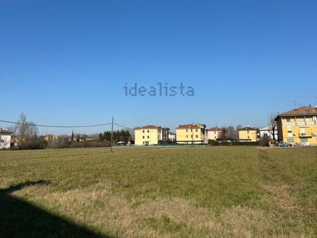 Terreno in vendita di 14600 m² in Via Ferdinando Magellano