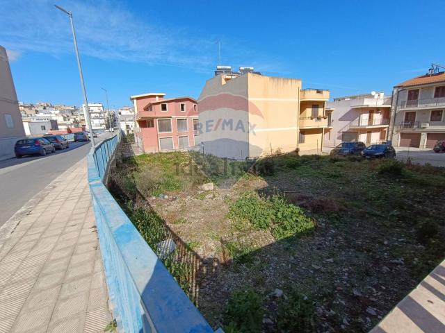 Terreno in vendita di 146 m² in Via XXV Luglio