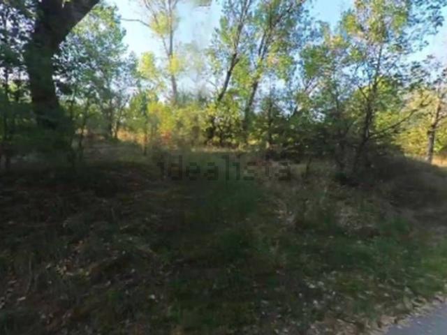 Terreno in vendita di 147566 m² in Via Stradone Secchia