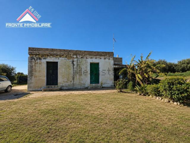 Terreno in vendita di 14000 m² in Contrada Petrara