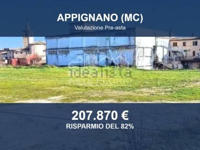 Terreno in vendita di 14062 m² in Via G. Leopardi