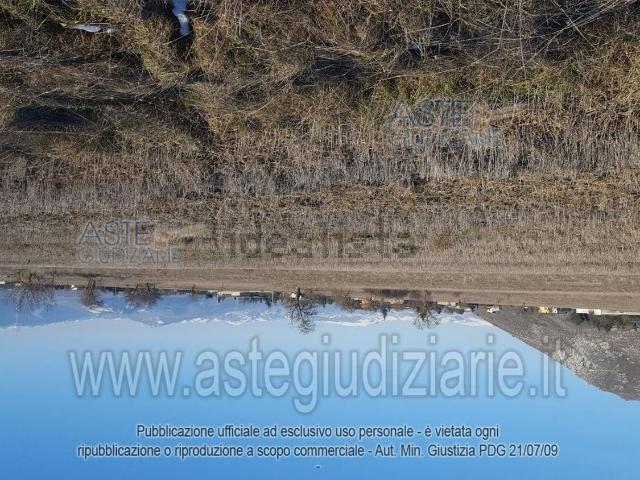 Terreno in vendita di 1410 m²