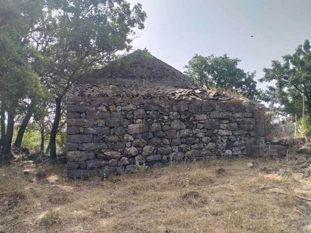 Terreno in vendita di 14300 m²