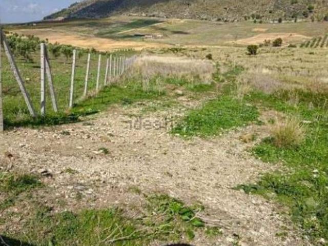 Terreno in vendita di 155 m² in Contrada Ardigna