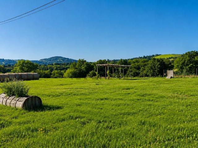 Terreno in vendita di 15000 m² in Piazza Fanfulla