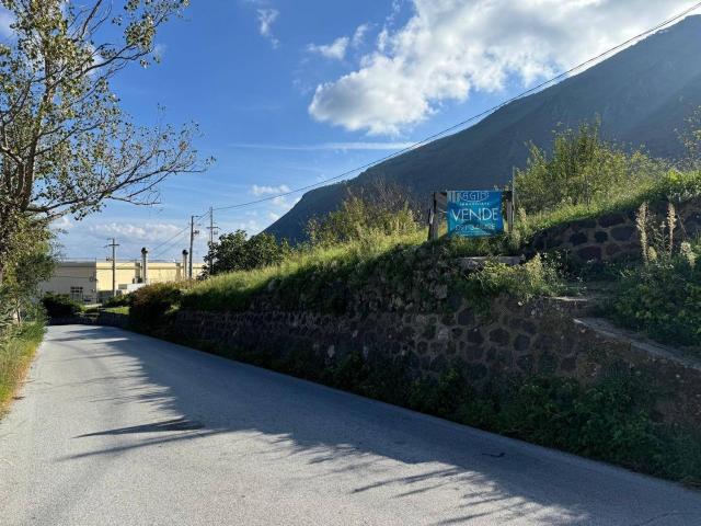 Terreno in vendita di 1500 m² in Strada Provinciale 182
