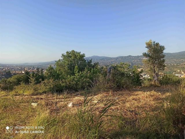 Terreno in vendita di 1500 m² in Via &apos Enzo&apos  Vincenzo Stancati