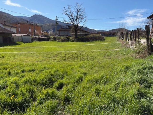 Terreno in vendita di 1500 m² in Via P. Nodi