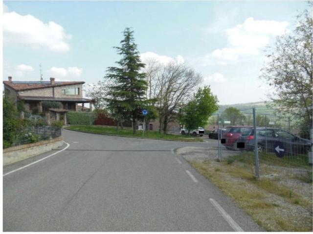 Terreno in vendita di 1526 m² in Via Giuseppe Tanari