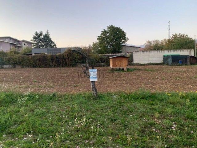 Terreno in vendita di 1539 m² in Via delle Ginestre