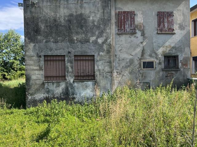 Terreno in vendita di 1675 m² in Via Pontealto, 17