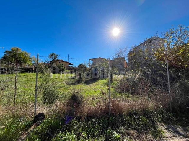 Terreno in vendita di 1600 m² in Via Torino