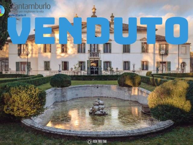 Terreno in vendita di 1600 m²