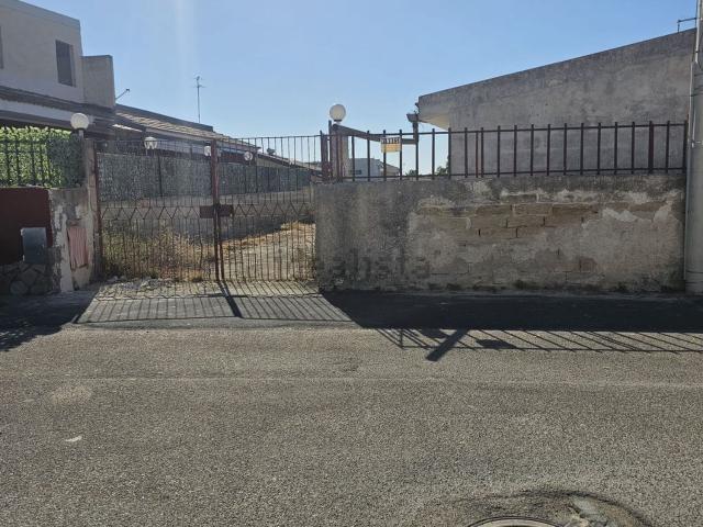 Terreno in vendita di 1617 m² in Via Monte Navone, 8