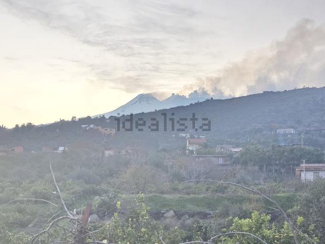 Terreno in vendita di 1756 m² in Via Scorciavacca Montarsi