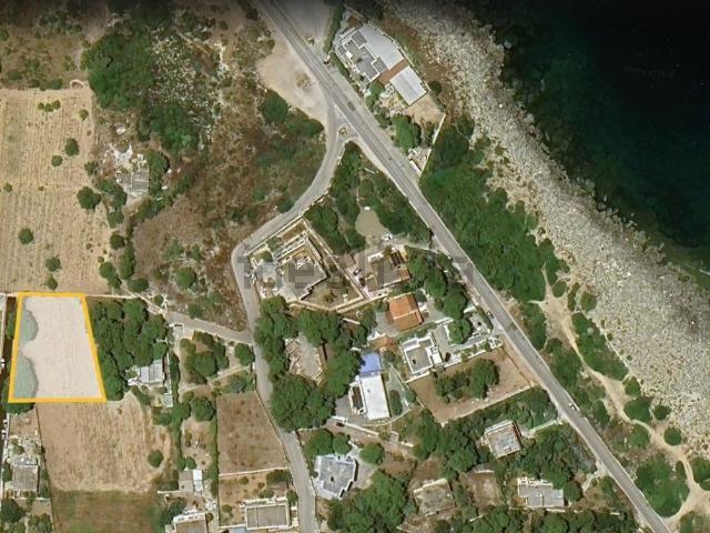 Terreno in vendita di 1700 m² in Viale dei Fornai