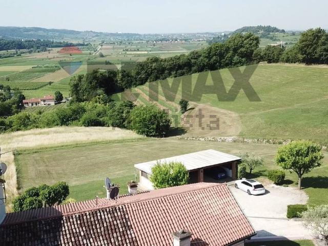 Terreno in vendita di 170 m² in Via Piave